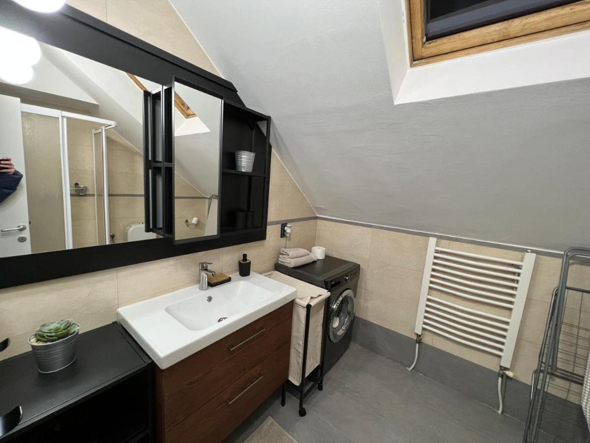Apartment Center *