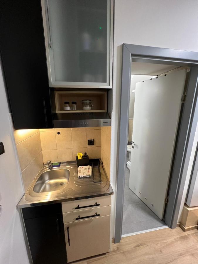 Center Apartment *